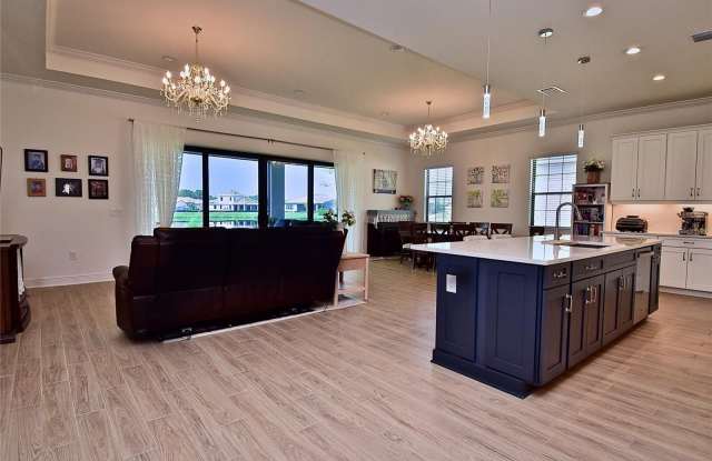437 ALBERATA Way Gallery 4