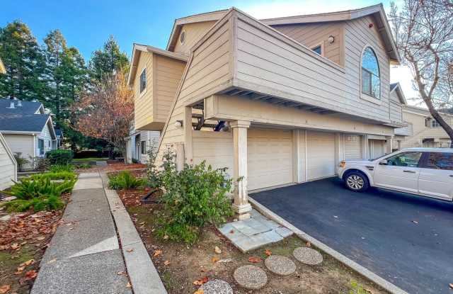 Charming Two Bedroom Napa Condo photos photos