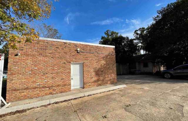 1116 N T St photos photos