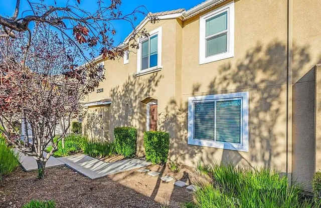 27580 Darrington Avenue - 27580 Darrington Avenue, Murrieta, CA 92562