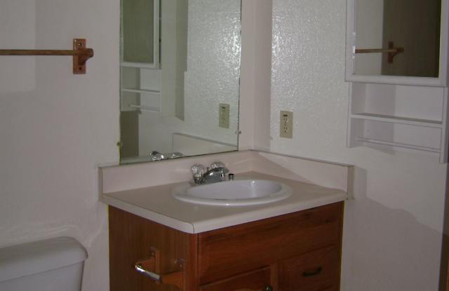 2026 S. Cliff-Alex Ct. Unit D Gallery 4