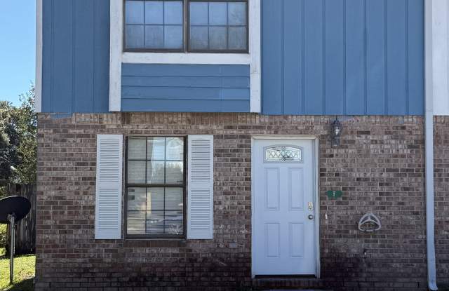 412 N Sea Ln Nw - 412 North Sea Lane Northwest, Fort Walton Beach, FL 32548