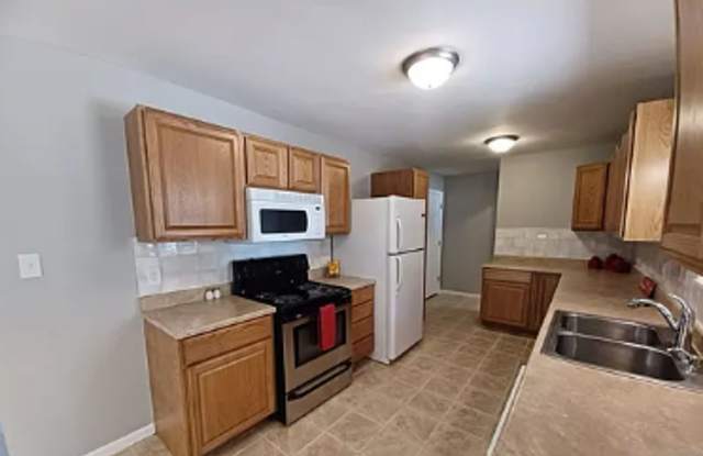 One-Bedroom for rent in charming single-family home located in Longmont, CO! Gallery 3