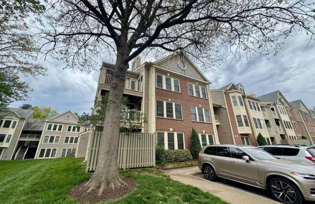 3804 RIDGE KNOLL CT #303A photos photos