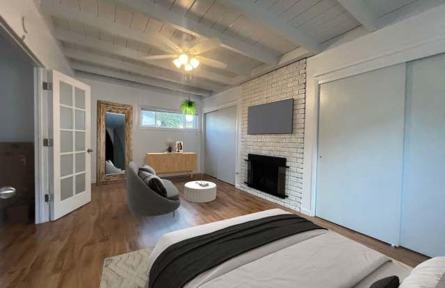 Charming 3BR/2BA Home with Garage and Private Yard in Long Beach photos photos