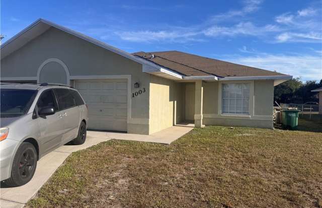 1003 Country CLub Boulevard photos photos