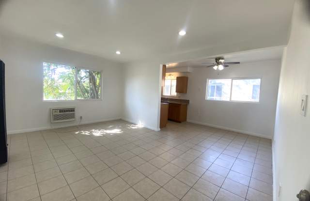 8435 Willis Ave - 8435 Willis Avenue, Los Angeles, CA 91402