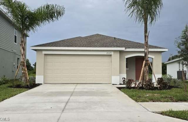 20291 Caroline Creek Place - 20291 Caroline Creek Place, Lehigh Acres, FL 33936
