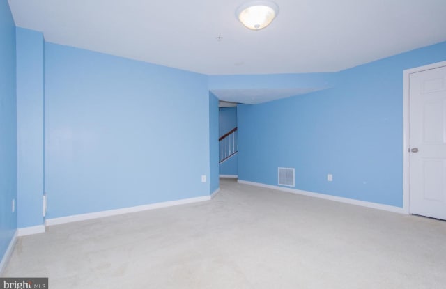 9507 LIVERPOOL LN #92 Gallery 4