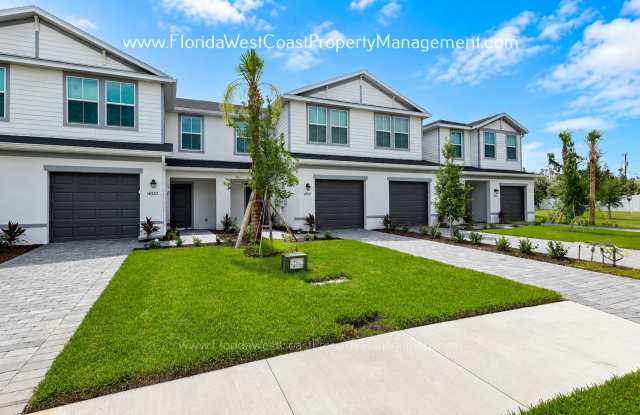 BRAND NEW TOWNHOME! AURORA at LAKEWOOD RANCH! MOVE IN READY OUTSTANDING LOCATION! photos photos