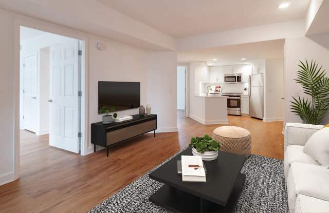 1800 Oak Apartments Gallery 2