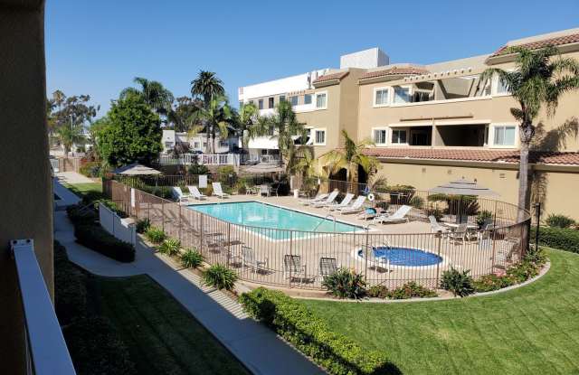 Gorgeous 3rd floor Corner Unit 3Bed/2Bath in Oceanside photos photos