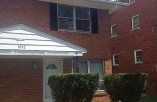 Gardenside. 2-Story Townhouse with Garage 250604 photos photos