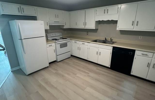 Updated 2-Bedroom Near Downtown Cleveland & Lee University Gallery 4