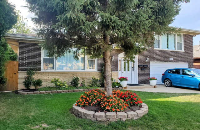 2330 Walnut Avenue - 2330 Walnut Avenue, Hanover Park, IL 60133