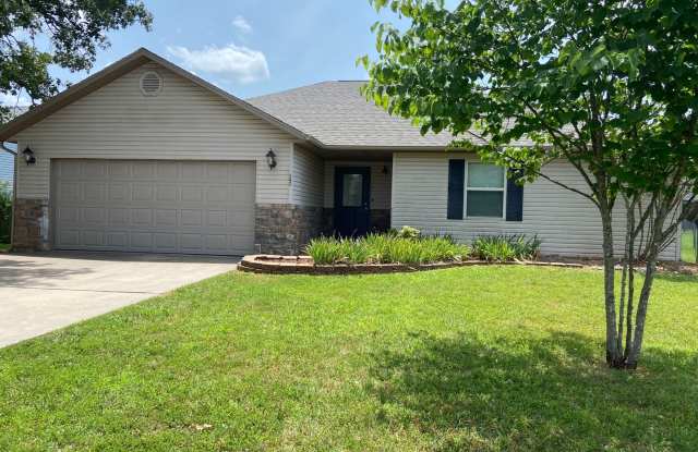 Single-Family Home in Evergreen Ridge, Hollister photos photos