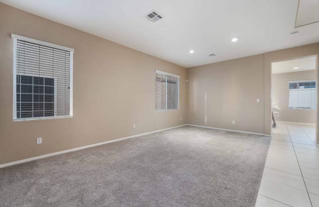 Spacious Silverado Ranch Home with a Flexible Floor Plan & Modern Finishes! Gallery 4