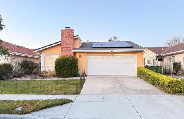 Bright  Spacious 3 Bedroom, 2 Bath Home in Fremont — Solar Included! photos photos