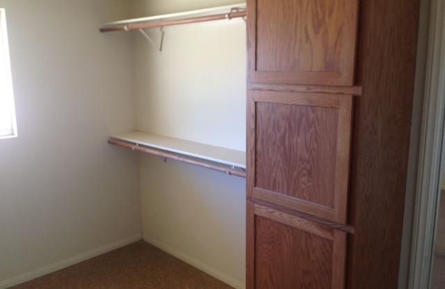 7010 Tamarisk Avenue Gallery 4