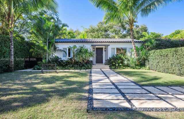 11270 NE 9th Ave photos photos