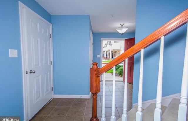 9507 LIVERPOOL LN #92 Gallery 2