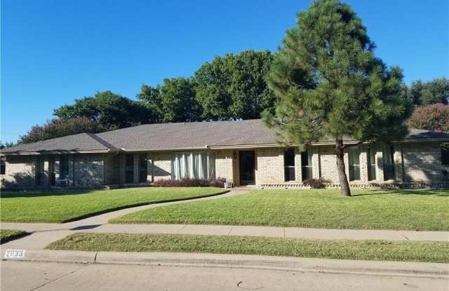 2033 Westridge Drive - 2033 Westridge Drive, Plano, TX 75075