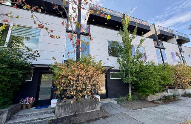 Ballard Townhome photos photos