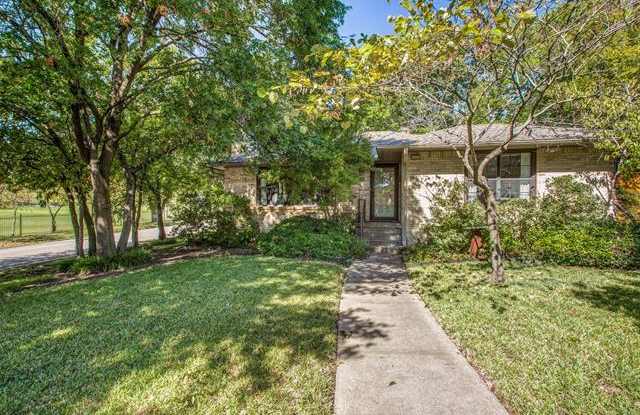 6801 La Vista Drive Gallery 2