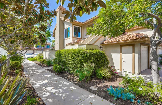 31 Vista La Cuesta - 31 Vista la Cuesta, Rancho Santa Margarita, CA 92688