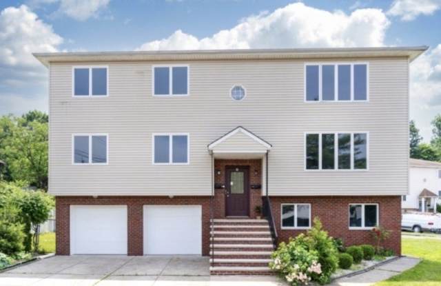 2 Willow Wood Ct photos photos