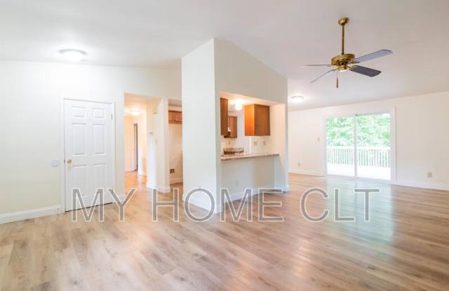 7821 Cloughy Circle Gallery 4