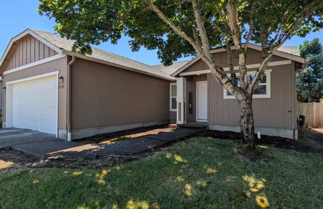 Nice 3-Bedroom, 2-Bath Home In The Thurston Area Of Springfield! photos photos
