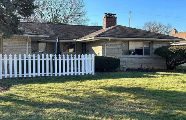1841 Ridgecliff Road photos photos