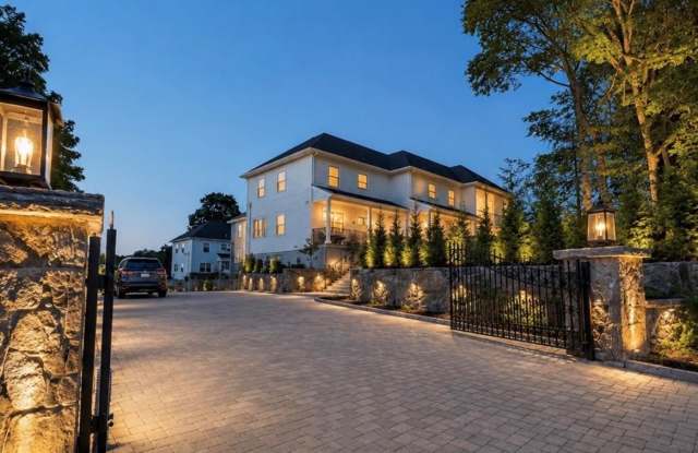 395 5th Avenue photos photos
