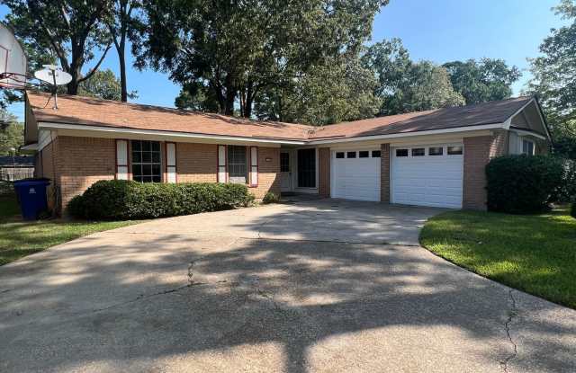 Remodeled 4 Bedroom home photos photos