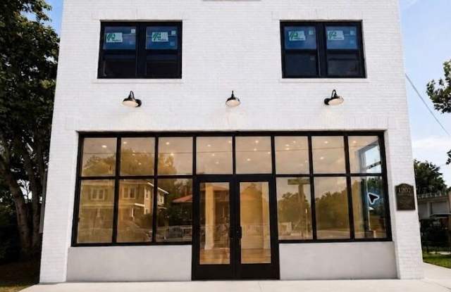 1202 Chestnut Street Gallery 2