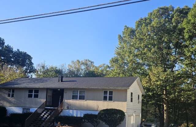 1446 MAC - 1446 Mac Drive, Stow, OH 44224