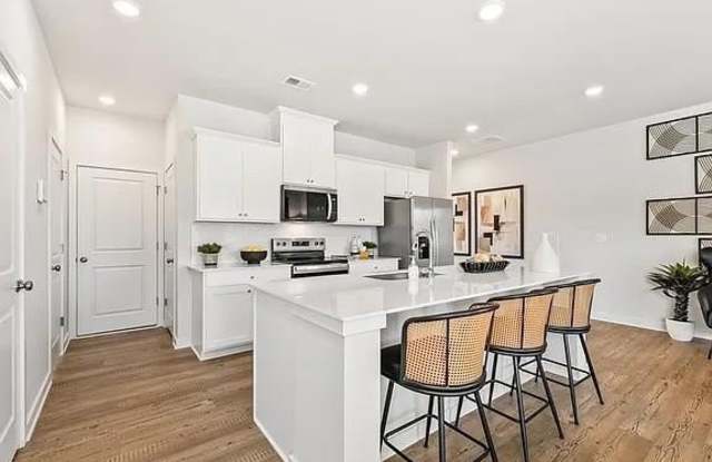 7508 Clover Lane Gallery 2