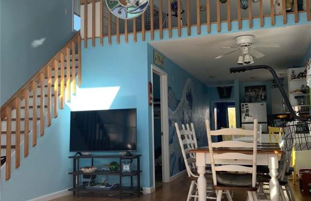 139 Bungalow Walk Gallery 3