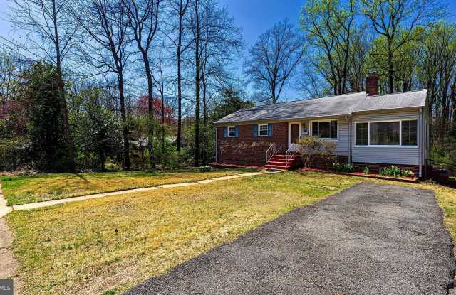3306 DYE DRIVE Gallery 3