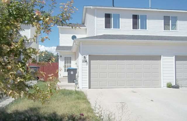 2 Story- Town house with basement photos photos
