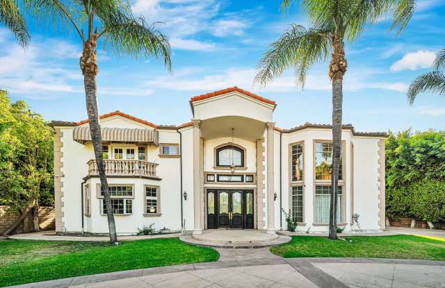 7735 Wilbur Ave photos photos