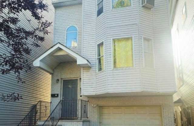 447 S 18Th St photos photos