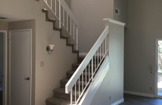 2477 Orangewood Gallery 4