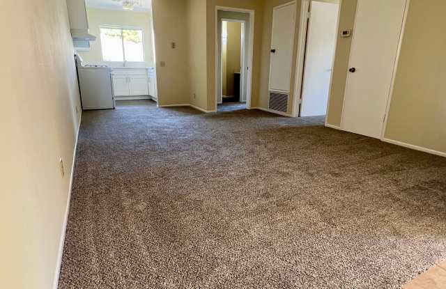 213 S Illinois St photos photos