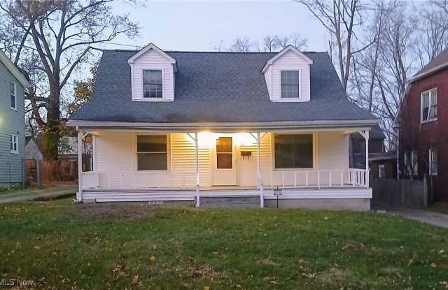 288 Granada Avenue - 288 Granada Avenue, Youngstown, OH 44504 288 Granada Avenue - 288 Granada Avenue, Youngstown, OH 44504