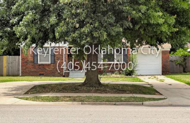 Move-In Special *1/2 Your First Month's Rent* Wonderful 3BD/2BD Home minutes away from Quail Springs Mall & Chisholm Creek. photos photos