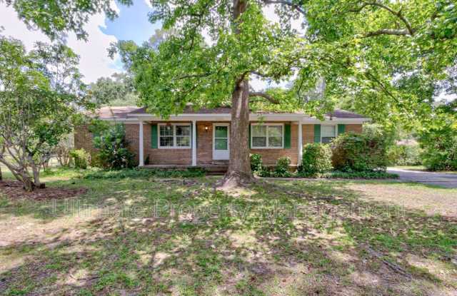 5025 Pine Needles Drive photos photos