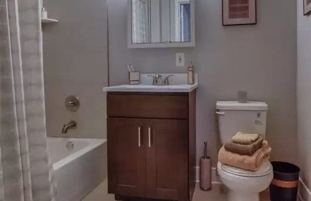 720 Monmouth St - 720 Monmouth Street, Trenton, NJ 08609