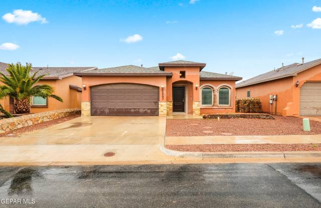 2093 CHARLES HORAK photos photos